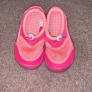 Pink water toddler water shoes